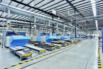 以信息化、智能化、綠色化為方向 推動輕紡行業(yè)穩(wěn)增長